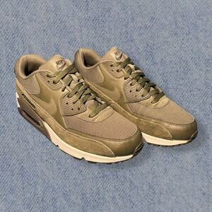 Nike Air Max 90 Men’s Olive Green Sneakers - Size 11.5